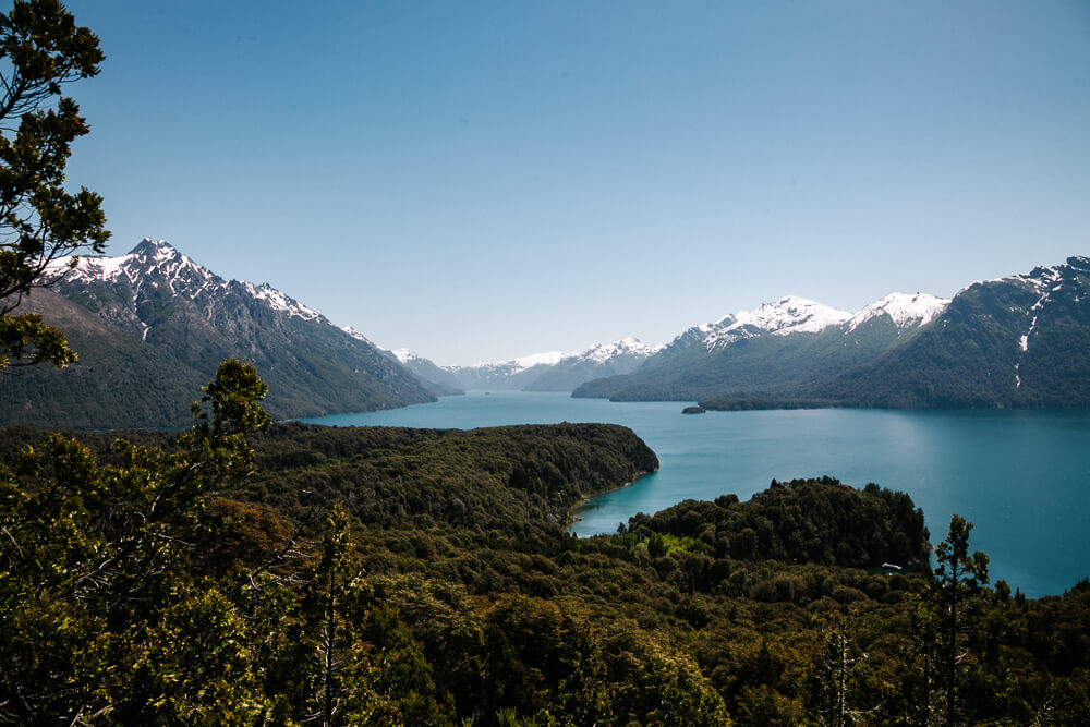 San Carlos de Bariloche wordt vanwege de meren, bossen en bergen ook wel klein Zwitserland genoemd.