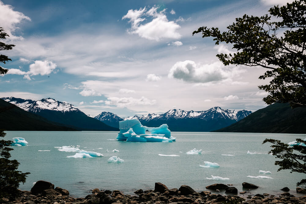 Tijdens deze individuele rondreis door Argentinië maak je boottocht over het Lago Argentino, om meer van het Los Glaciares Nationaal Park te zien.