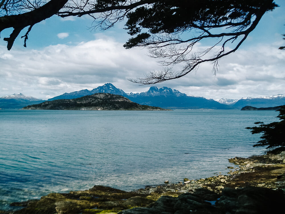 Tijdens deze rondreis door Argentinie, breng je een bezoek aan Nationaal Park Tierra del Fuego: Vuurland, bekend om haar unieke ligging aan het einde van de wereld.